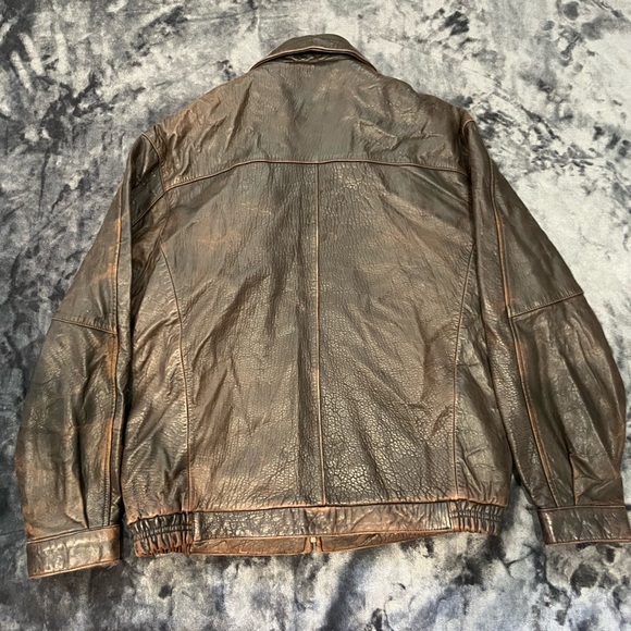 Perry Ellis Leather Jacket - Medium - Picture 9 of 13